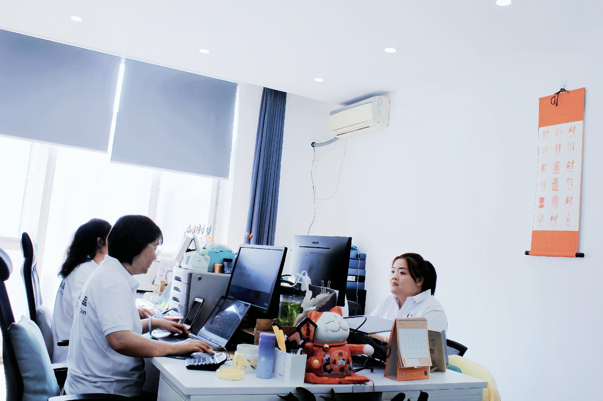 Entra nella tecnologia di Beijing Zhongping: sperimenta l'eccellenza nei servizi di automazione industriale5