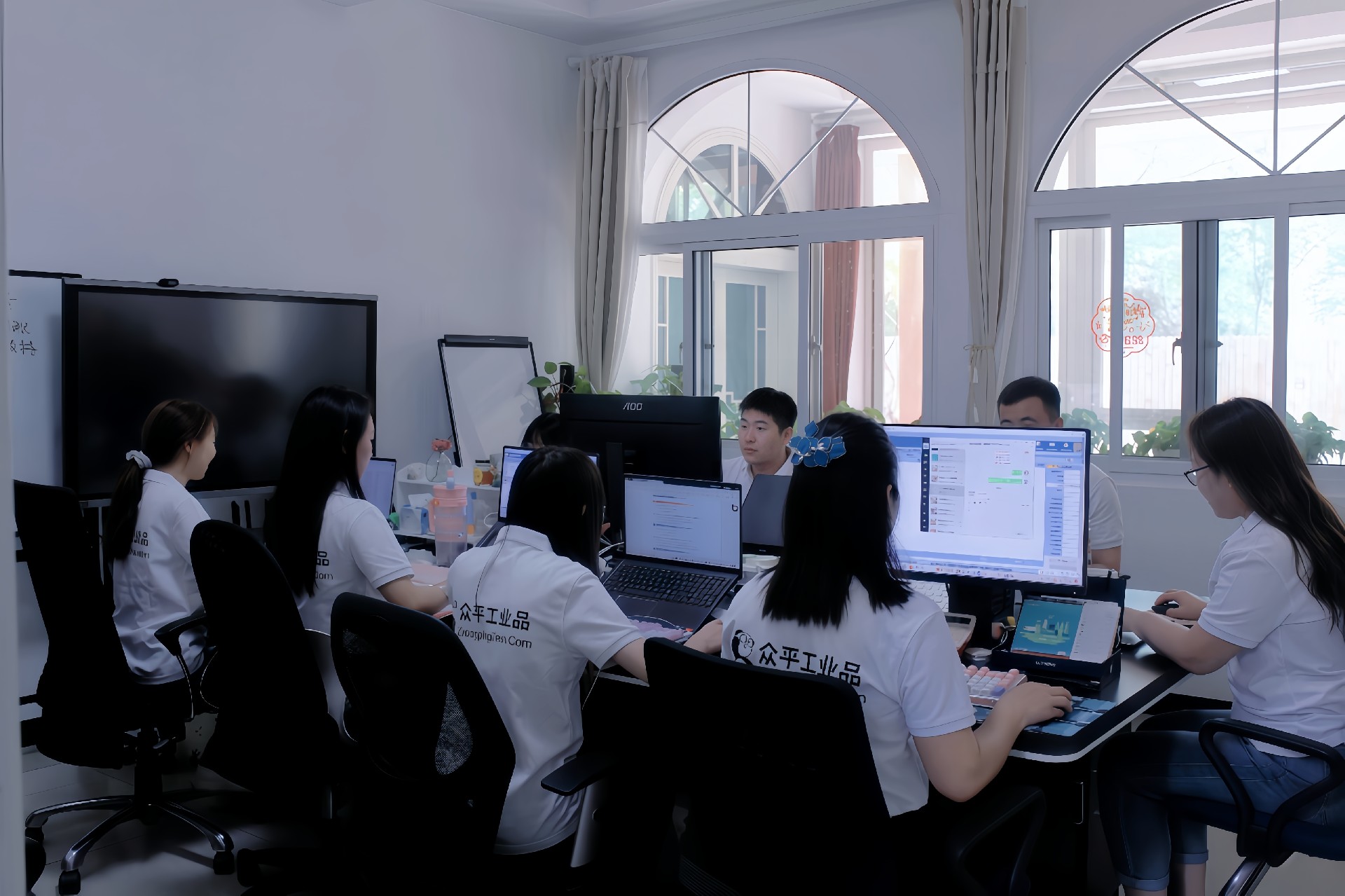 Entra nella tecnologia di Beijing Zhongping: sperimenta l'eccellenza nei servizi di automazione industriale6