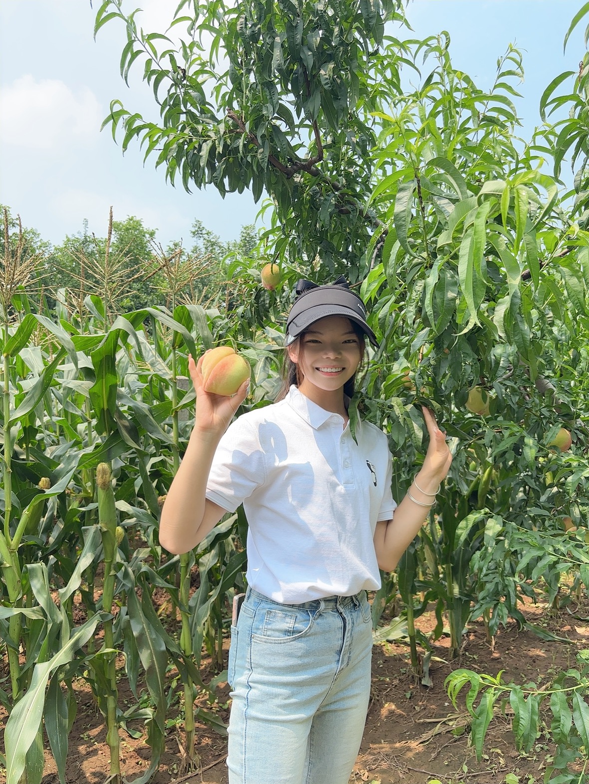 Attività di team building di Beijing Zhongping — Abbracciare la natura2