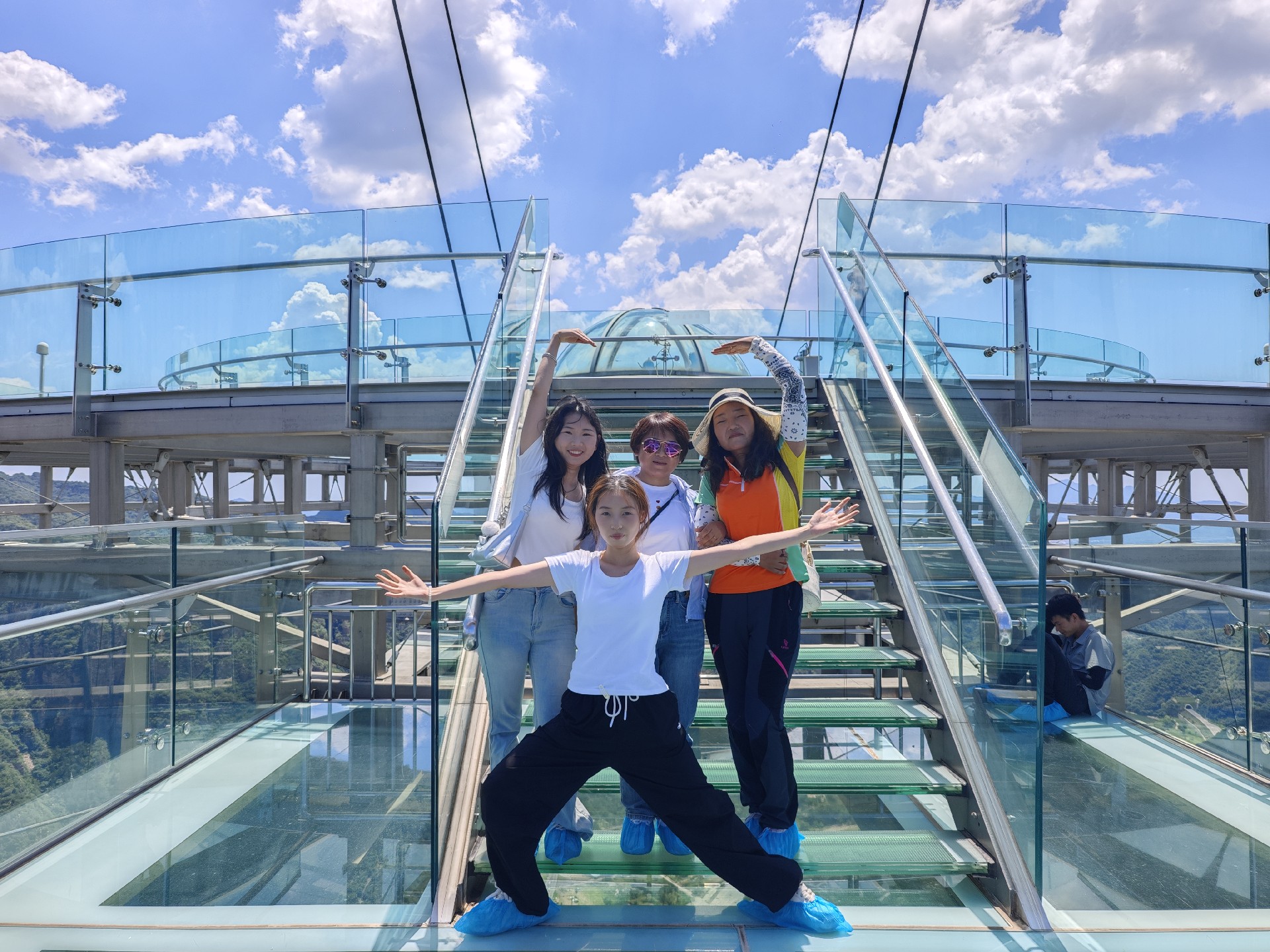 Attività di team building di Beijing Zhongping — Abbracciare la natura15