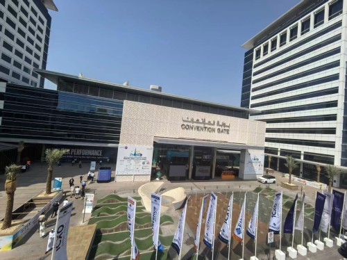 Coltivazione profonda, potenziando il futuro: una cronica della tecnologia Zhongping' Viaggio industriale in Medio Oriente