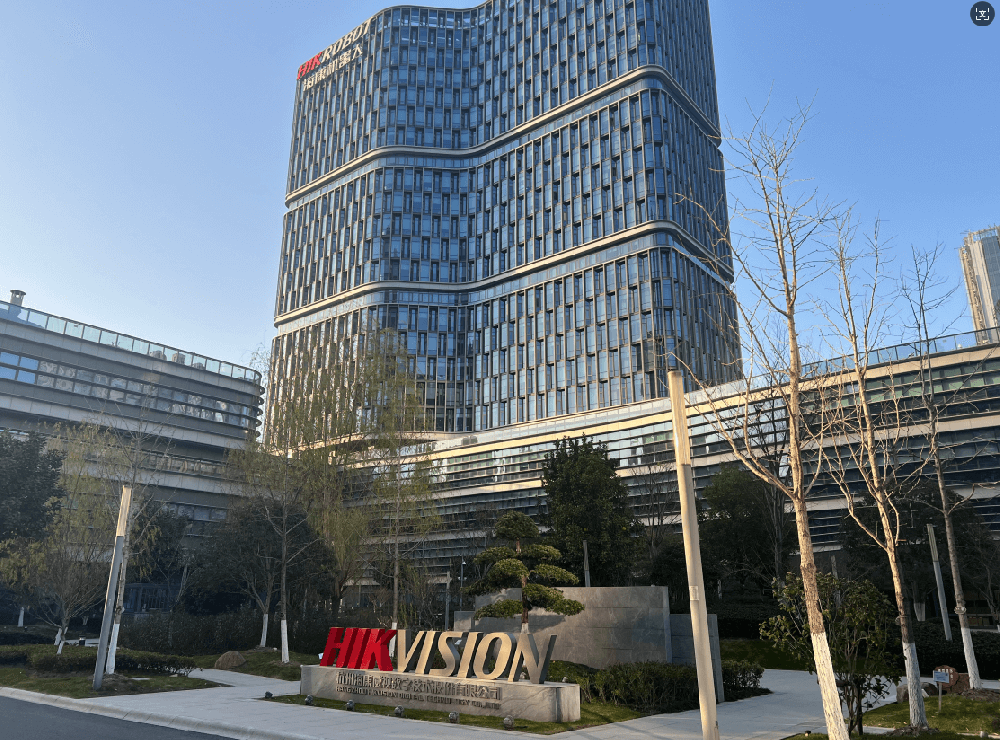 Più di un distributore: Facilitiamo la formazione di esperti in fabbrica per i nostri clienti globali presso la sede centrale di Hikrobot